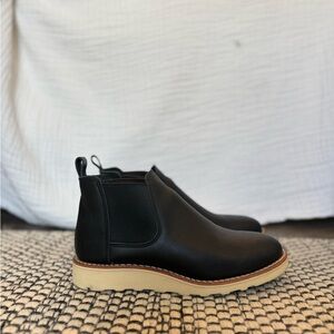 Red Wing Classic Chelsea Boot